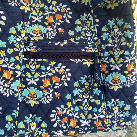 NWOT- Vintage 00’s retired VERA BRADLEY-“Blue Flowers” crossbody bag - Picture 2 of 8
